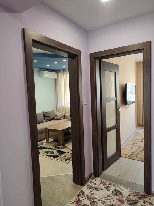 Дава се под наем Тристаен апартамент в Пловдив, Кючук Париж - 85 кв.м за 612 € - Снимка #1