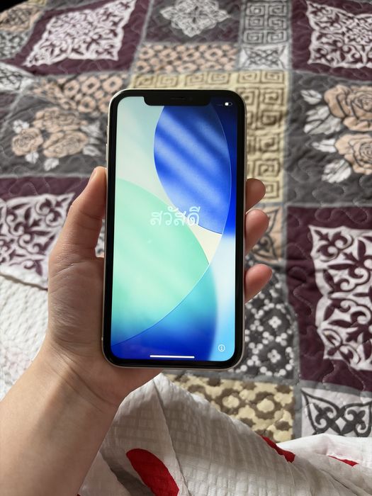 iPhone 11 128 (white)