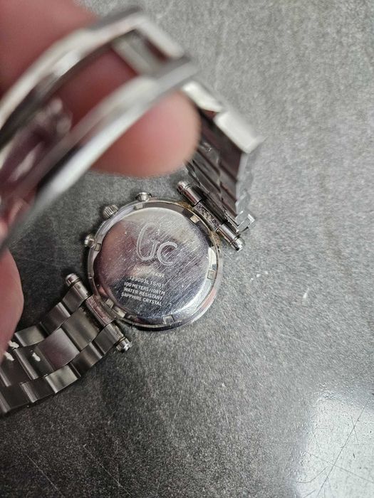 Ceas Guess Collection de dama curea metalica