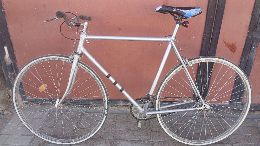 Продаётся спортивный велосипеды