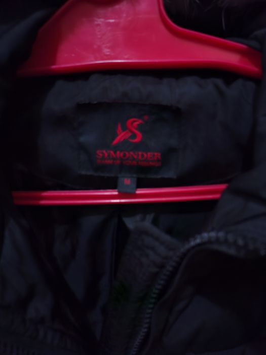 Женская куртка с натуральной чернобуркой