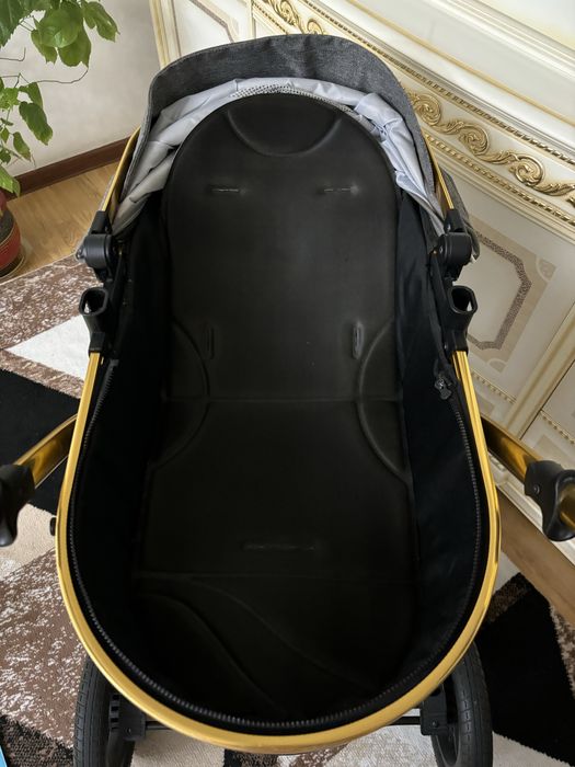 Детская коляска