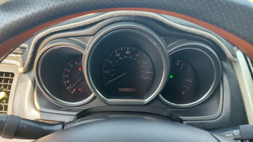 Продам Лексус 330