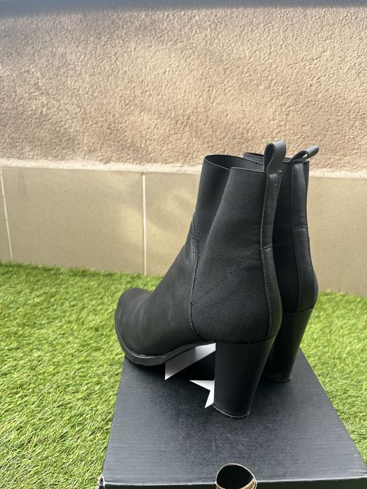 Дамски боти естествена кожа