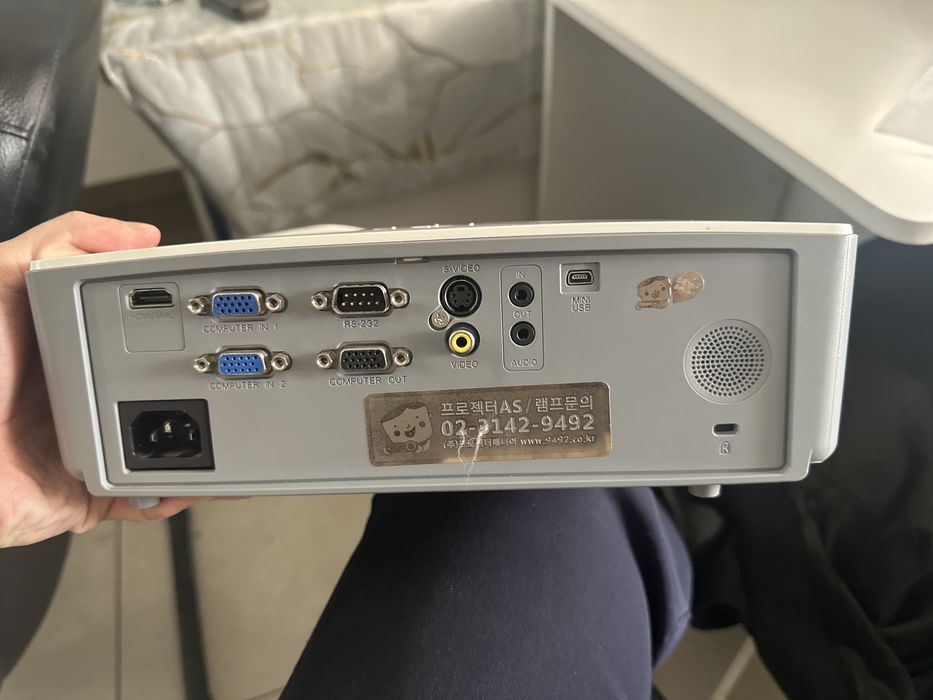 Проектор Vivitek D555FA