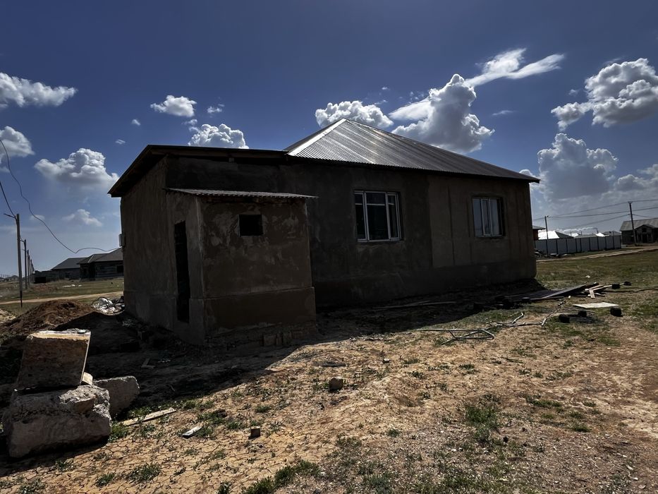 Продам дом 4-комнатный.