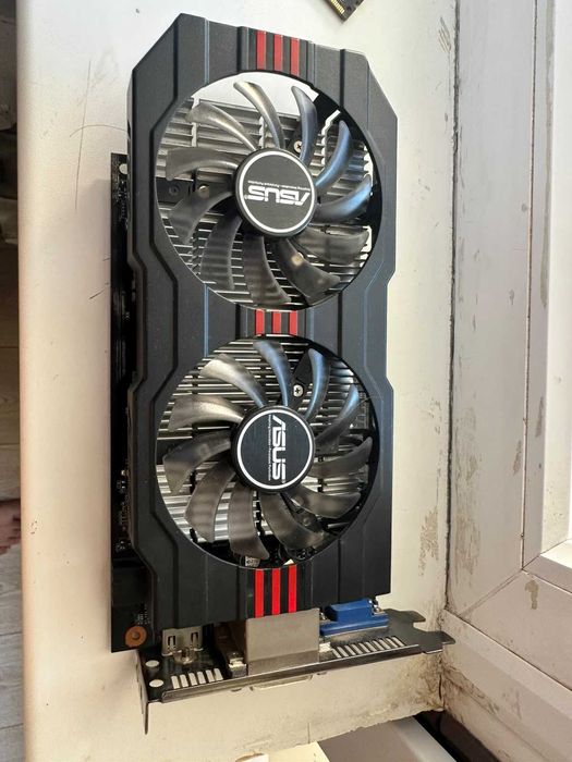 Видеокарта 650TI на 2GB памяти.