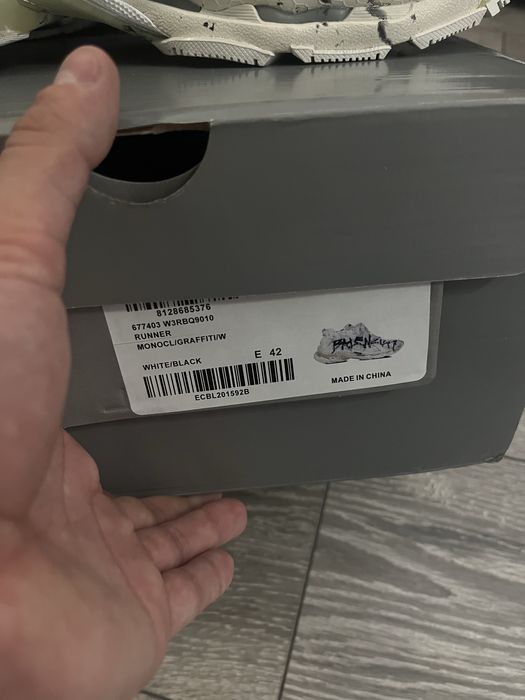 Balenciaga Runners Grafitti