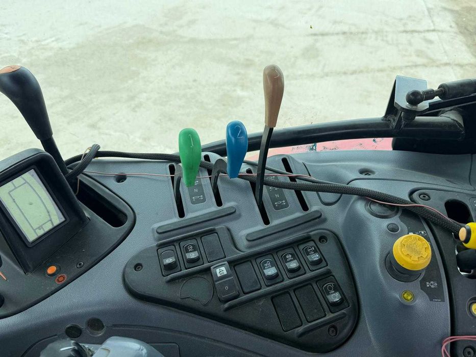 STEYR 145 CP – 2020 – 1600 ore – stare excelentă