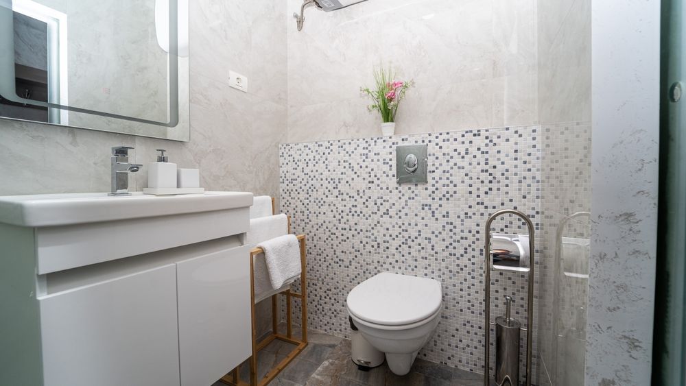 Vand apartament cu vedere la mare