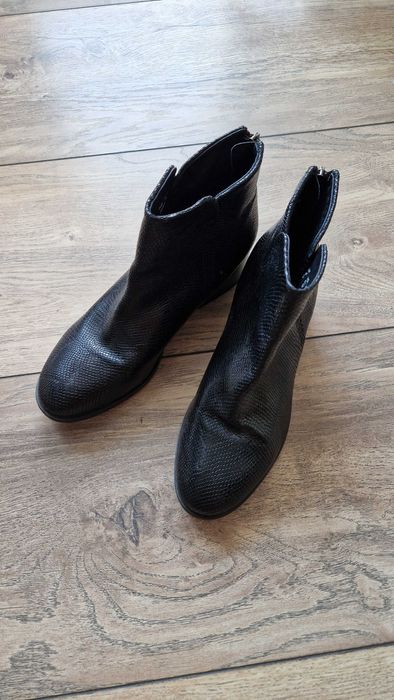 НОВА ЦЕНА Clarks Elvina дамски боти с нисък ток 37н естествена кожа