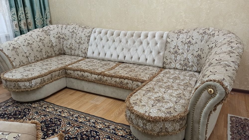 Диван для гостиной