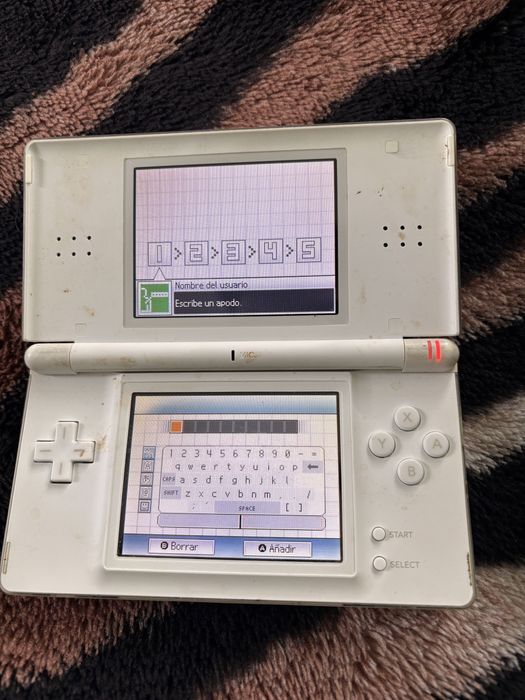 Vand lot jocuri video