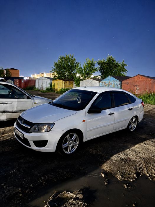 Lada granta 2015