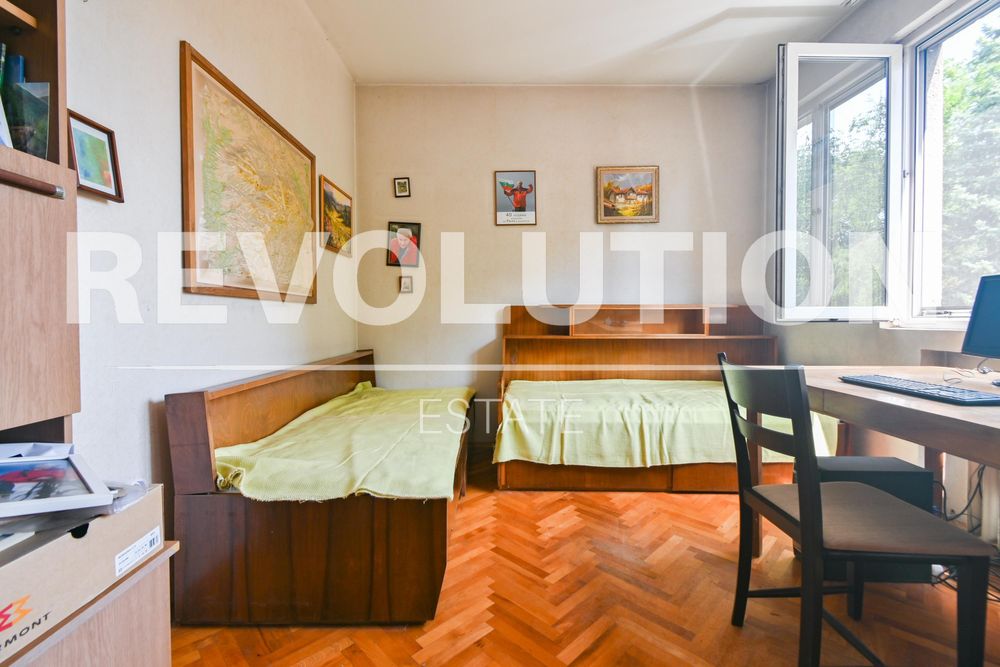 Дава се под наем Тристаен апартамент в София, Яворов - 93 кв.м за 750 € - Снимка #6