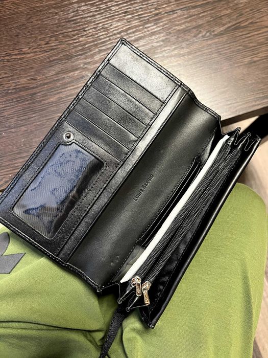 Продам кошелёк кожаный черный