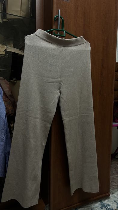 Все одежды по 2000 размер 42/44