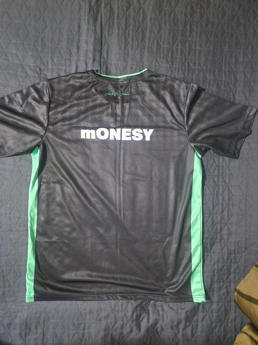 Vând tricou Falcons