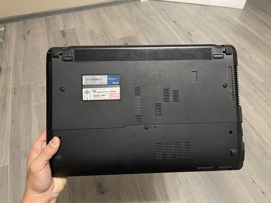 Продам ноутбуки asus и hp