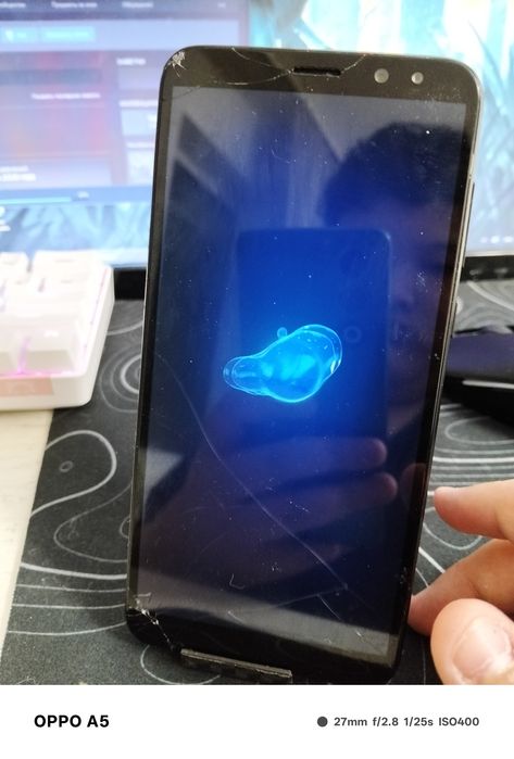 Телефон huawei модель незнаю