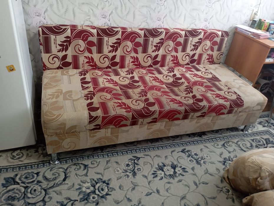 Продам диван. б/у