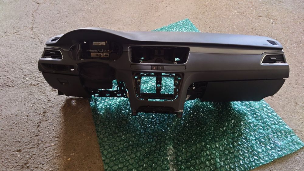 Plansa bord peugeot 508