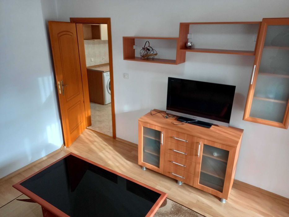 Дава се под наем Тристаен апартамент в Пловдив, Кършияка - 100 кв.м за 448.8 € - Снимка #7