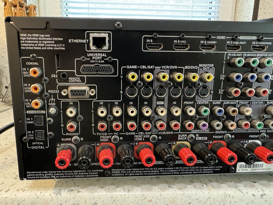 Onkyo TX-NR708 мощен и качествен ресивър