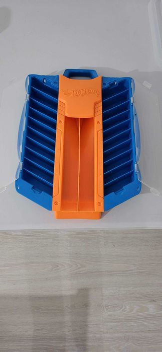 Hotwheels - Display case cu lansator