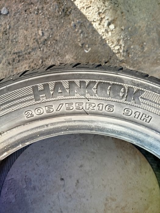 Две покрышки CENTUM  205 55 R16