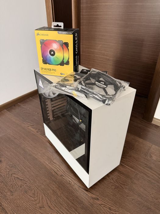 Carcasa nzxt h510 white + fan uri corsair noi