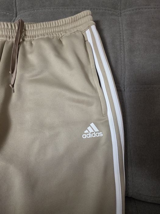 Pantalon adidas essentials bej crem măsură  L