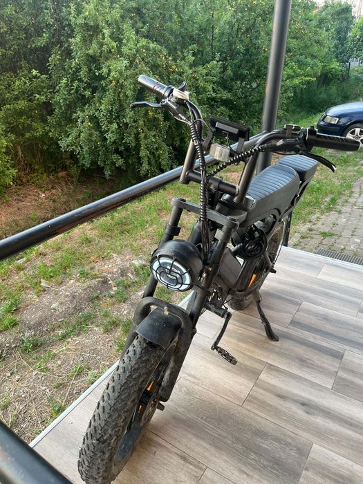 Bicicletă electrică V20 Pro – Stare foarte bună