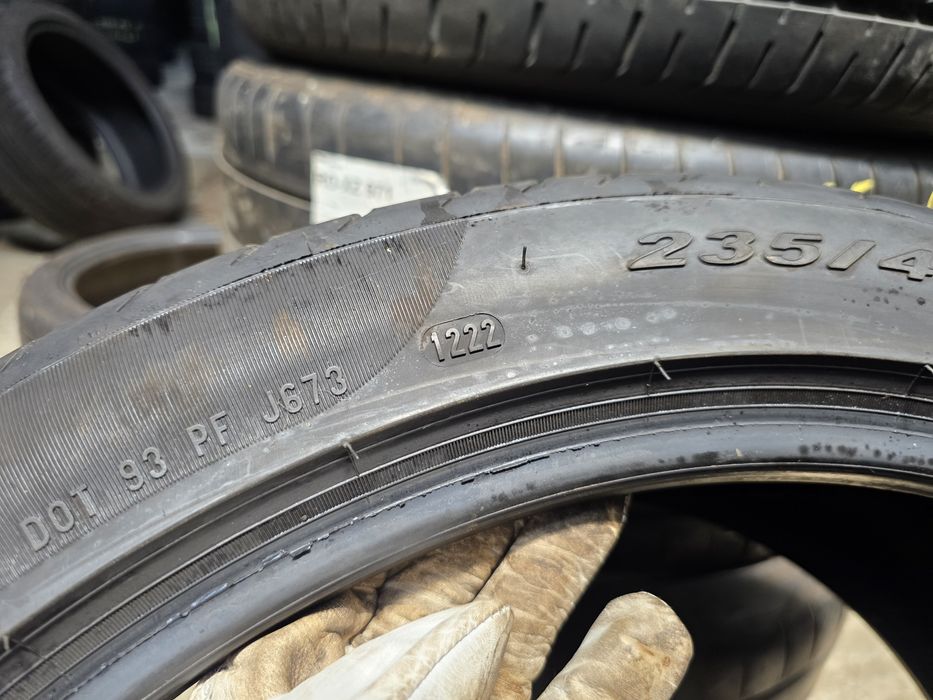 2бр Летни гуми 235 45 20 - Pirelli