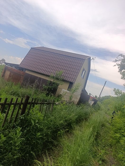 Продам домик на разбор