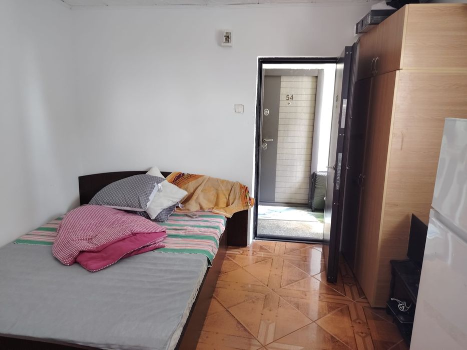 Eroii Revoluției metrou Bld.Pieptanari și străini,foreigners 900 Lei