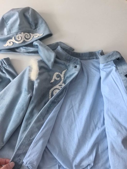 Казахский национальный костюм