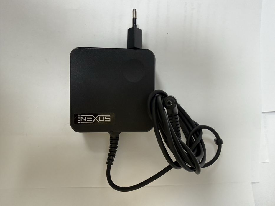 Incarcator laptop 20v si 3,2A, AC adaptor calculator 19 V, alimentator