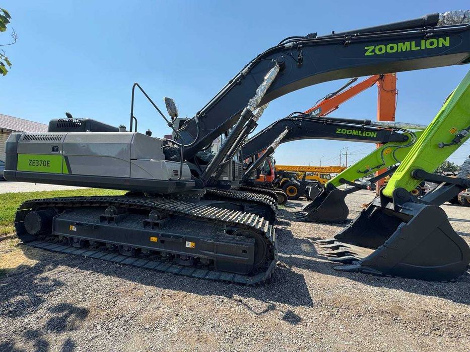1.6м3 Экскаватор ZE370E (Рассрочка)