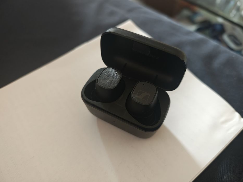 Слушалки  Sennheiser