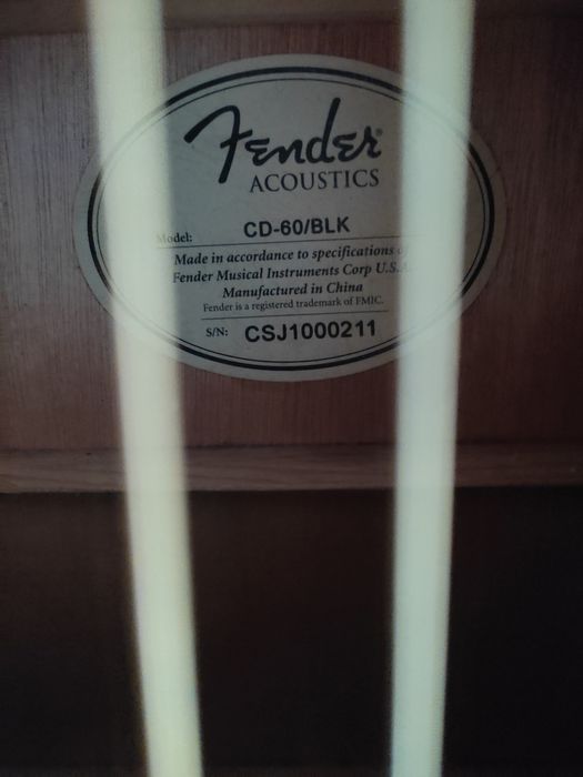 Chitară acustică Fender CD-60 BLK – sunet foarte bun