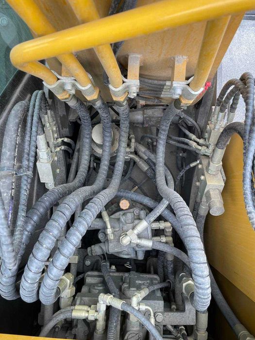 Колесный Экскаватор 0,6 куб  SDLG (volvo)