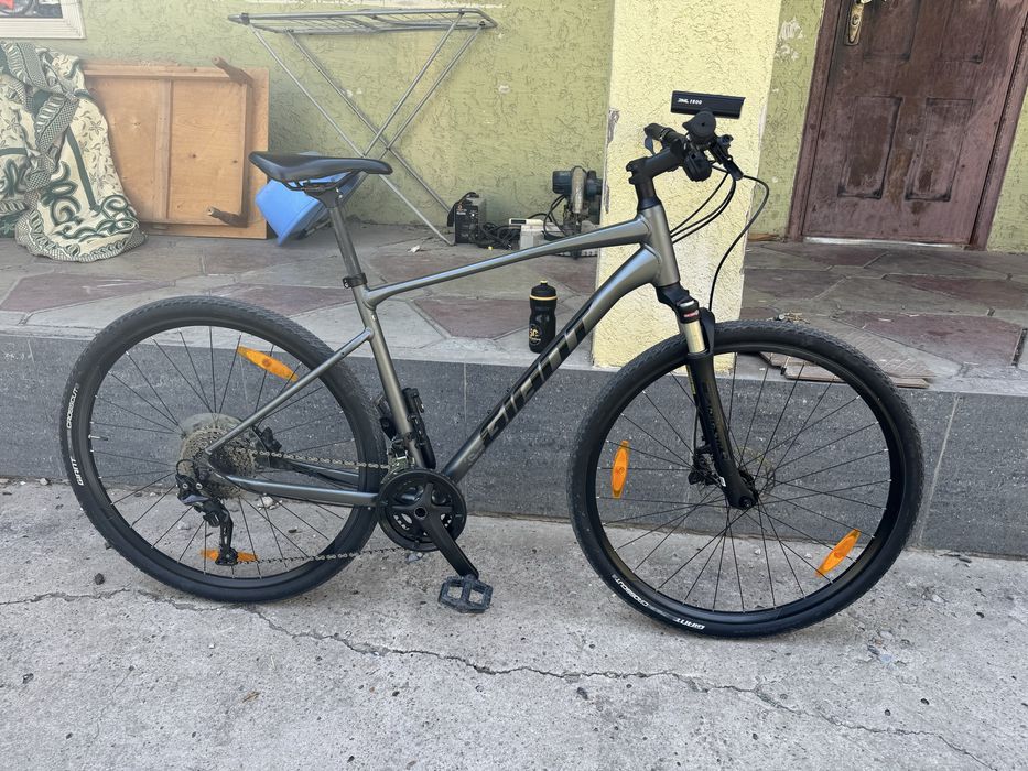 Велосипед giant roam 0.