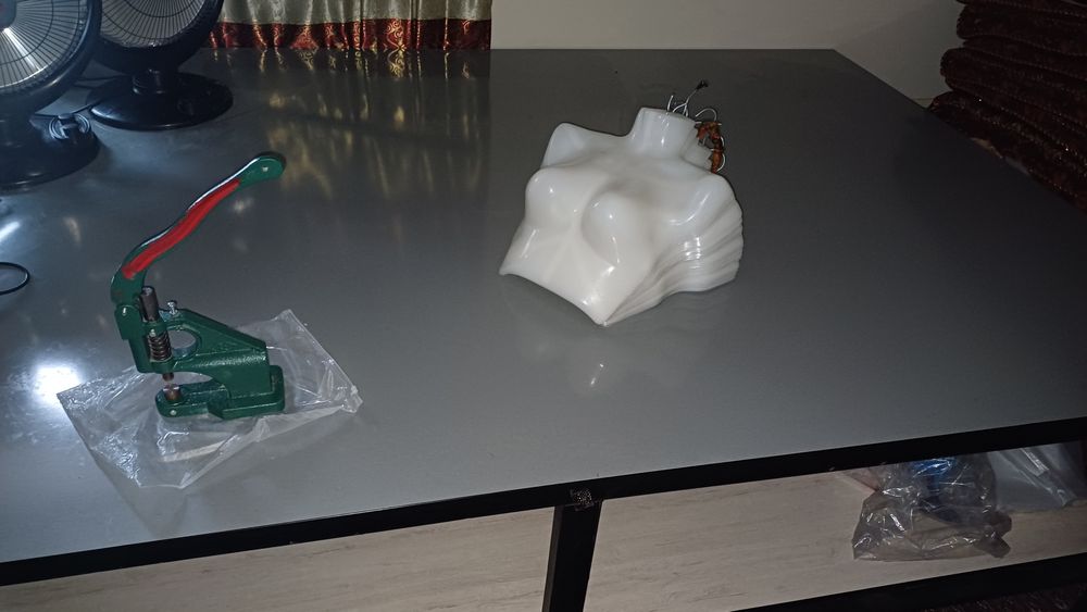 Tikuvchilik uchun Bichish ustari