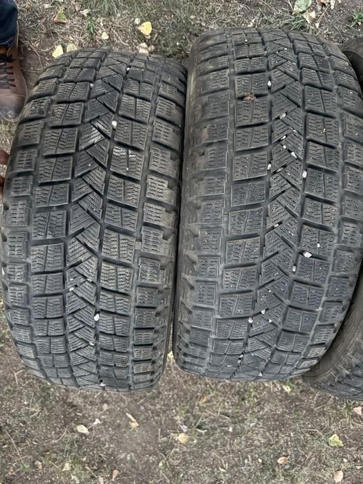 Продам шимние шины размер Р-28, 235/50