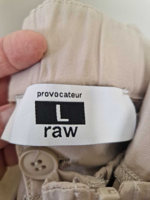 Костюм бежов размер L