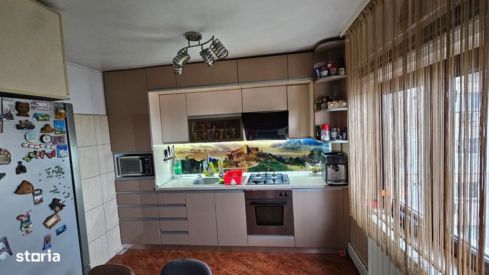 Apartament 3 camere zona Inel 1(Academia Navala)