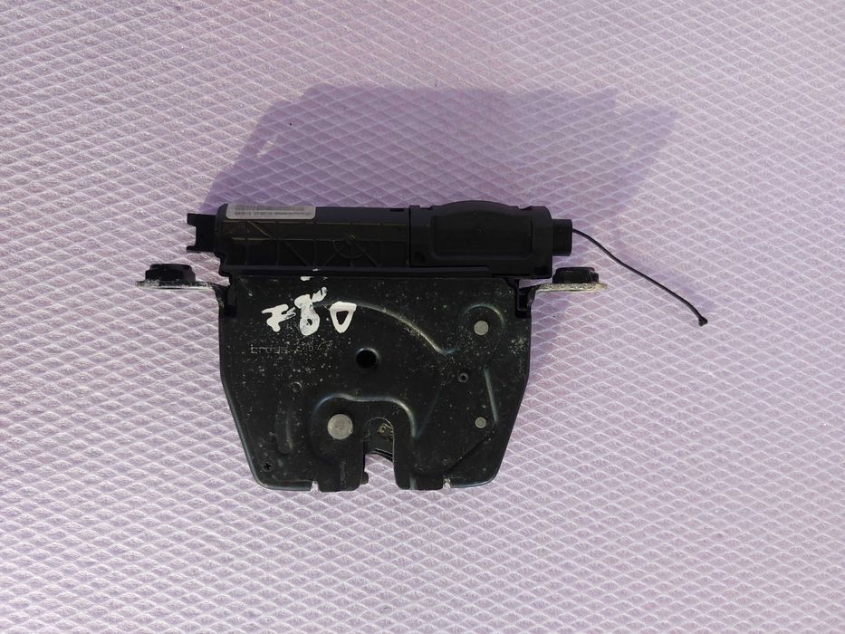 Broasca haion portbagaj BMW E46 E60 E63 E85 E87 E90 F06 F10 F18 F30
