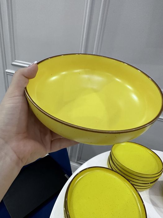 Продам посуду из 24 предметов, новая!