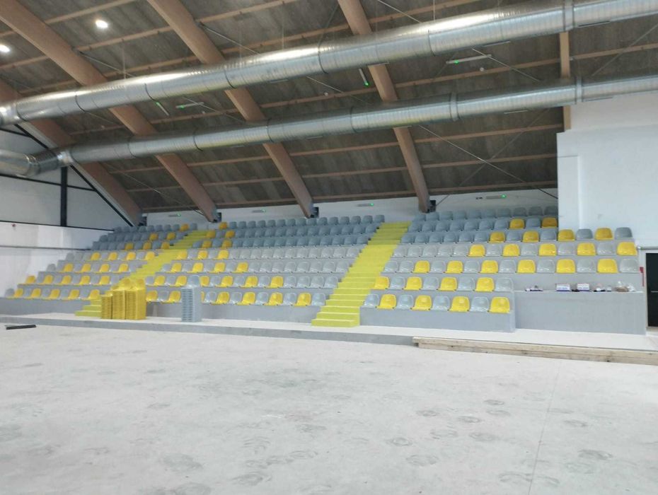 SCAUN Stadion.  Stoc!